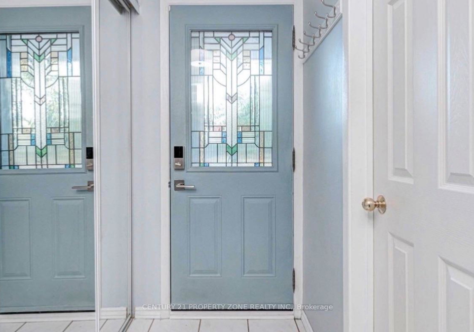 6-roehampton-crescent-w-brampton-ontario-w13767524
