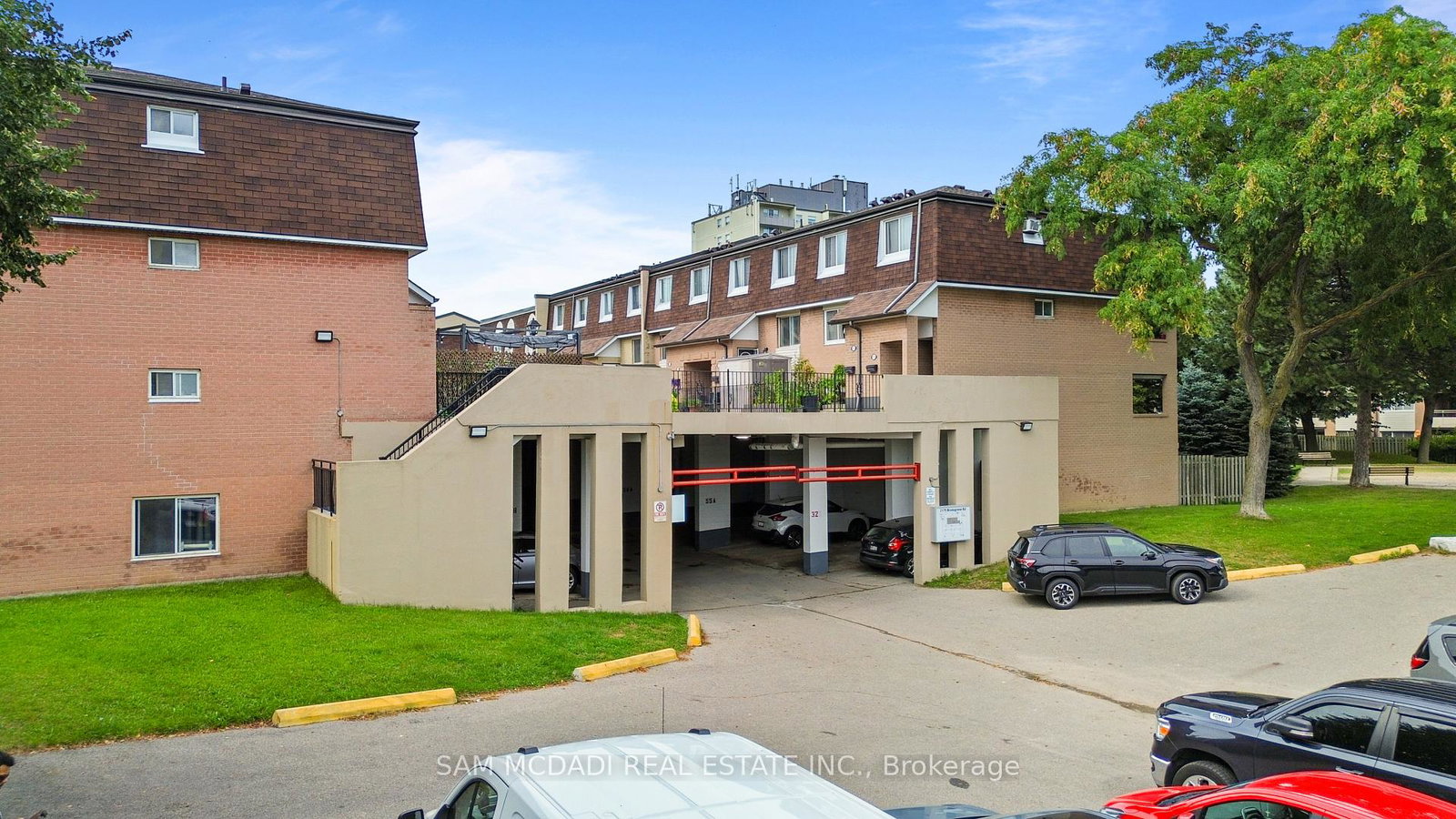 2170-bromsgrove-road-mississauga-ontario-w13767754