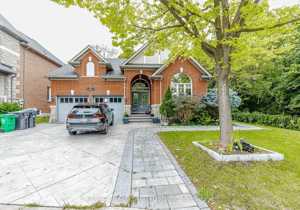46-upperlinks-drive-brampton-ontario-w13768138
