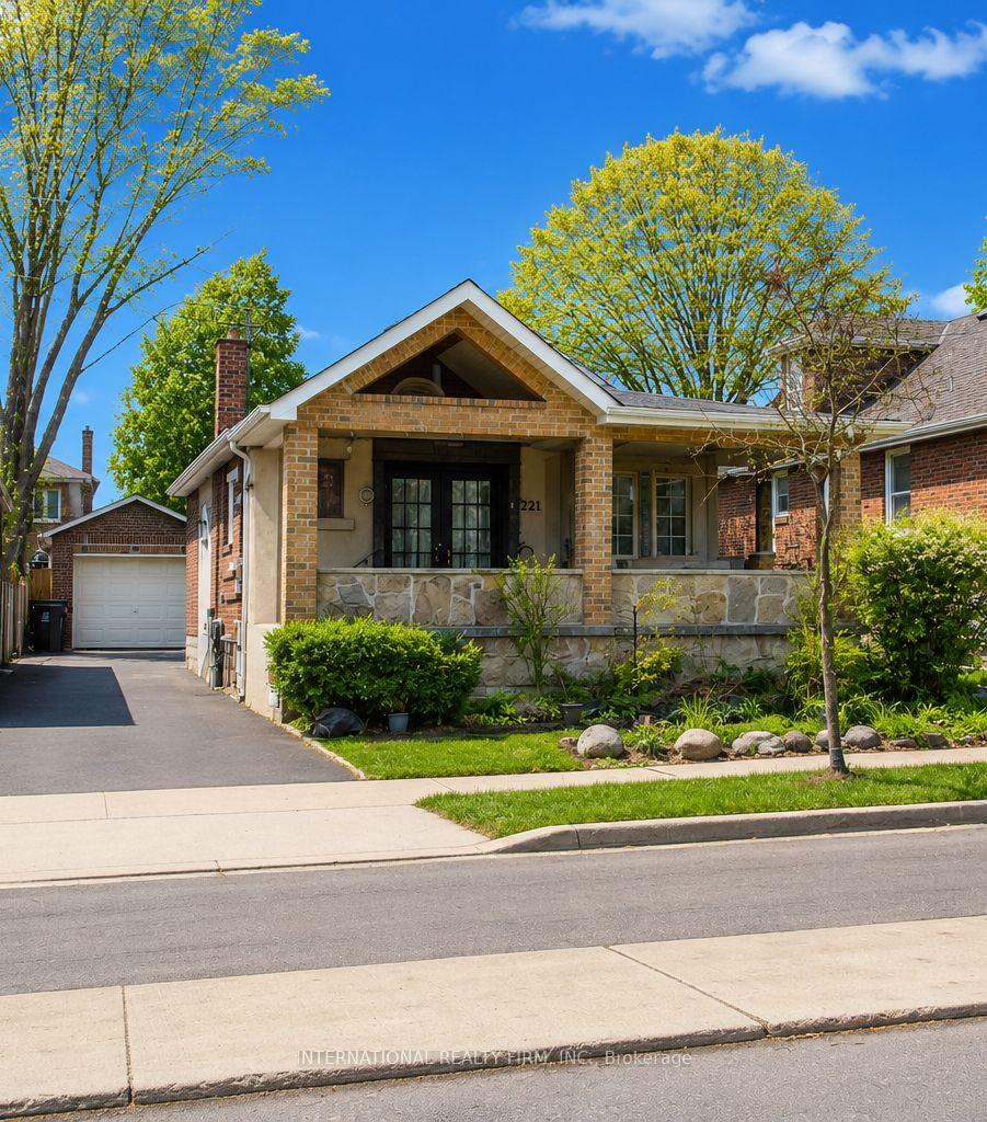 221-church-street-toronto-north-york-ontario-w13768682
