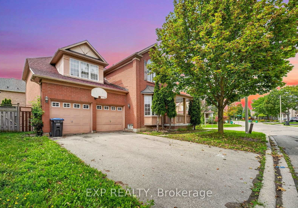 34-cogswell-crescent-n-brampton-ontario-w13768710