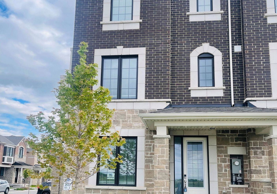 1853-thames-circle-milton-ontario-w13768852