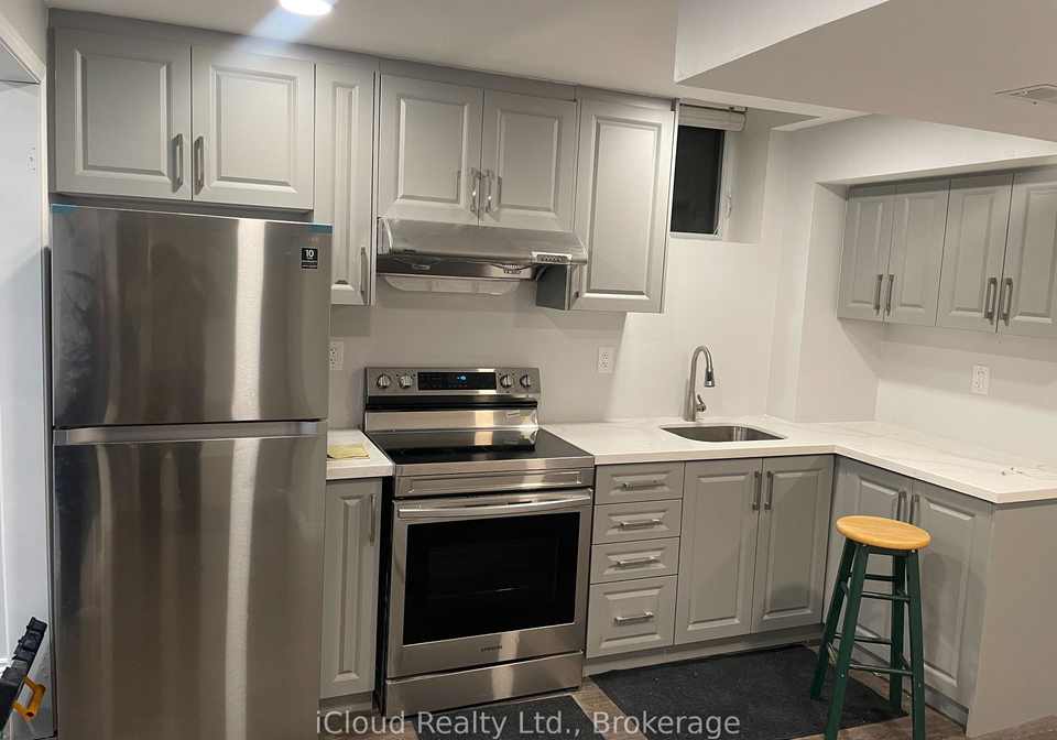 5673-ethan-drive-mississauga-ontario-w13768942