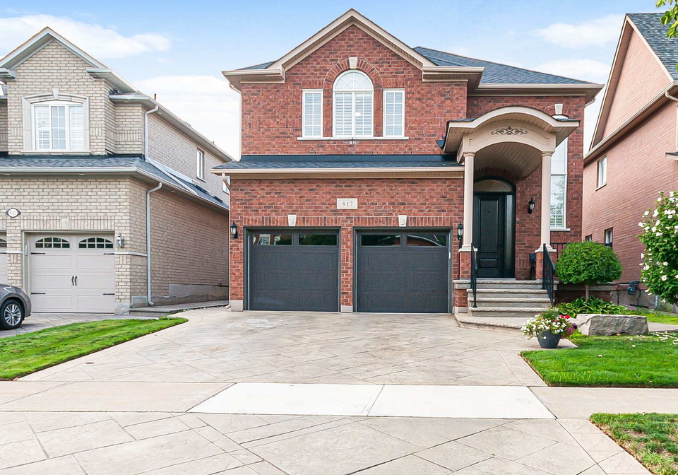 817-brass-winds-place-mississauga-ontario-w13768966