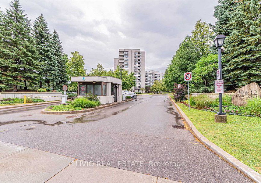 10-laurelcrest-street-brampton-ontario-w13769122