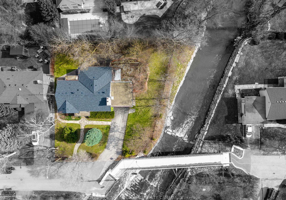 55-van-dusen-boulevard-toronto-etobicoke-ontario-w13769236
