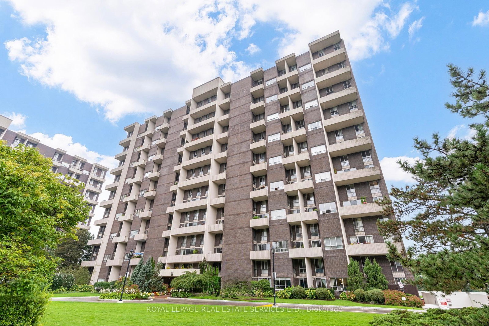 35-ormskirk-avenue-toronto-toronto-ontario-w13769492