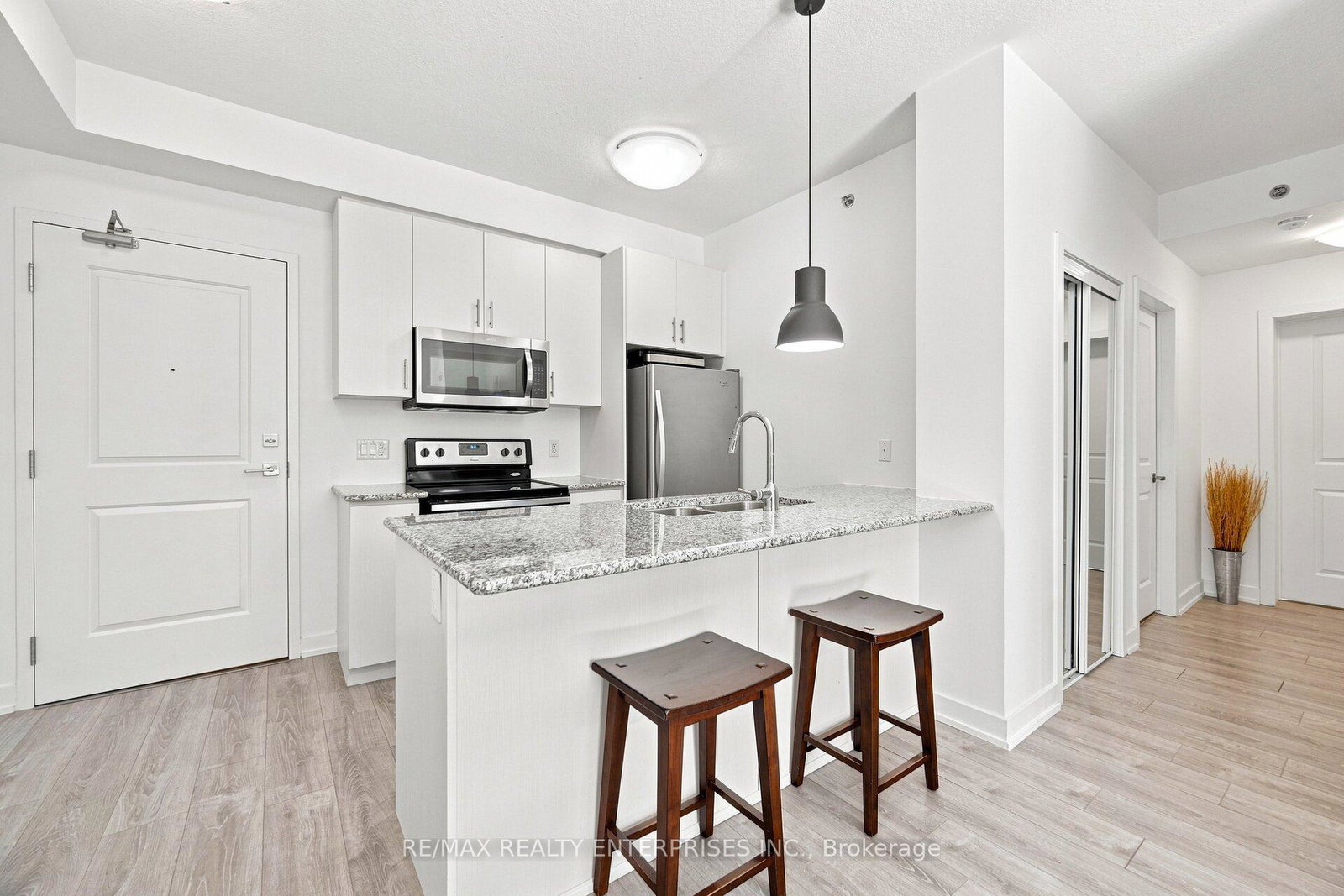 2486-old-bronte-road-oakville-ontario-w13769524
