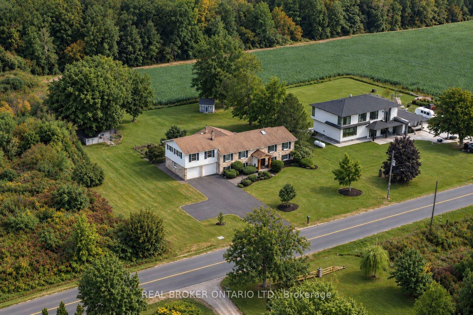 4202-sideroad-1-burlington-ontario-w13769740