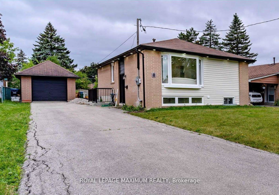 8-lawrence-crescent-brampton-ontario-w13769746