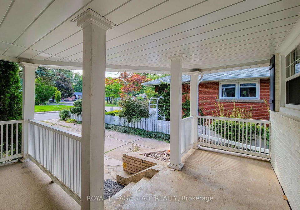 1359-mountain-grove-avenue-burlington-ontario-w13770066