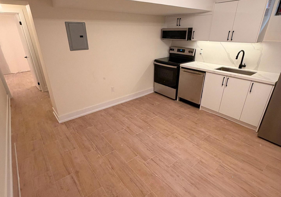 3384-lake-shore-boulevard-w-toronto-etobicoke-ontario-w13770196