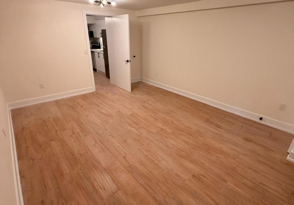 3384-lake-shore-boulevard-w-toronto-etobicoke-ontario-w13770196