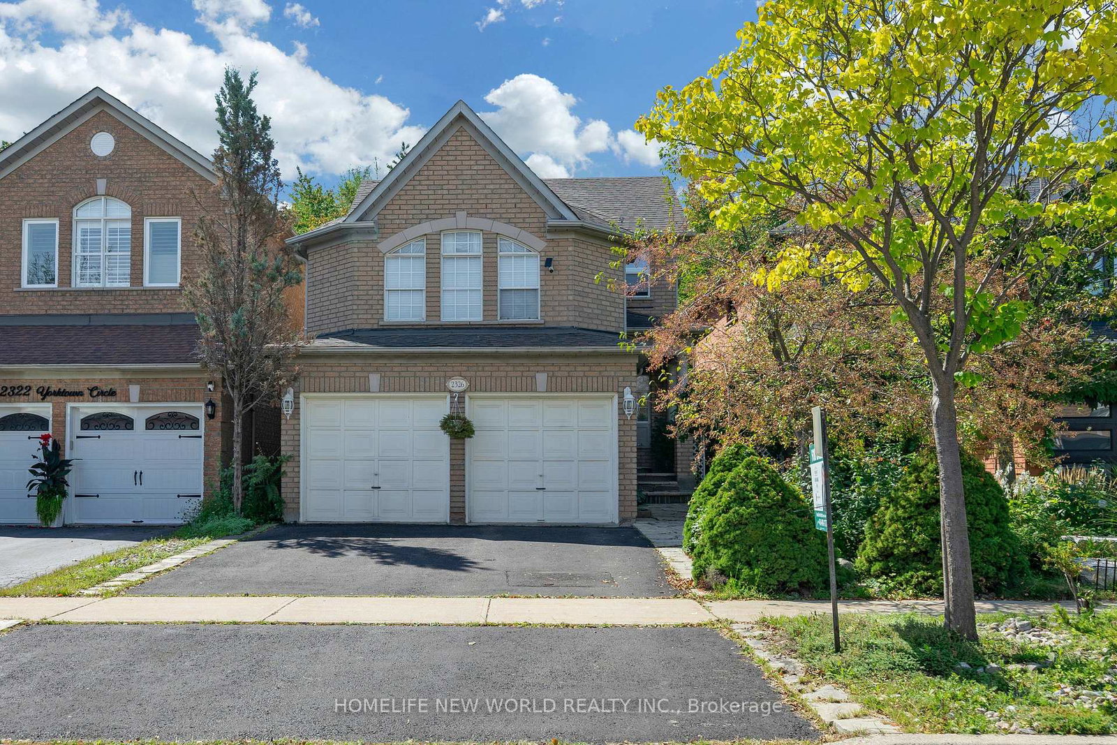 2326-yorktown-circle-mississauga-ontario-w13770226