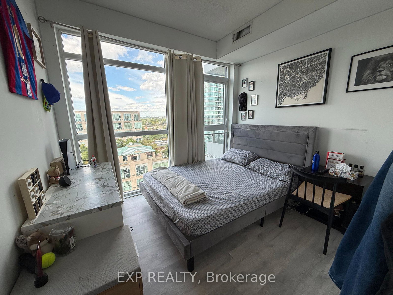 251-manitoba-street-toronto-etobicoke-ontario-w13770290