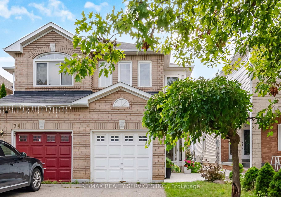 72-yellow-brick-road-brampton-ontario-w13770726