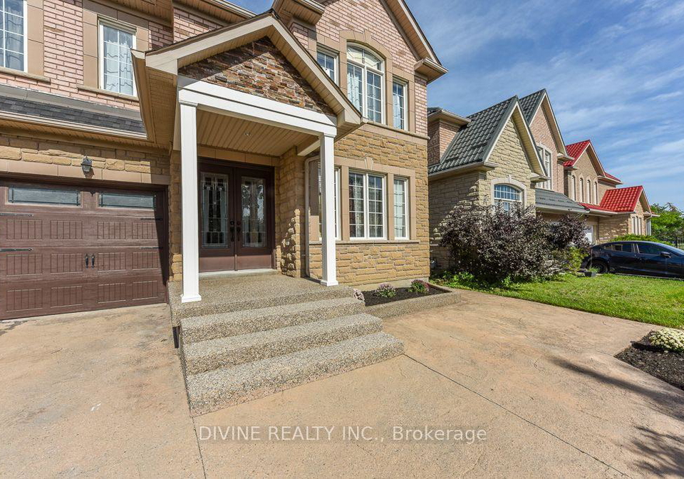 4911-maxine-place-mississauga-ontario-w13770808