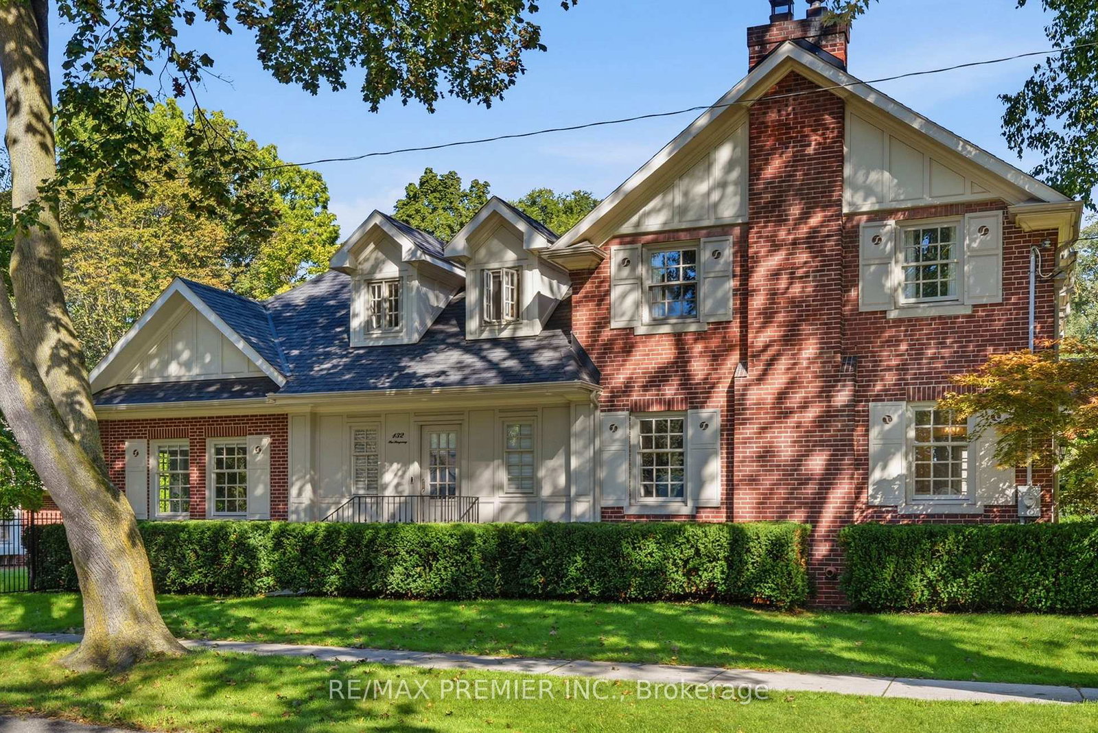 132-the-kingsway-toronto-etobicoke-ontario-w13770886