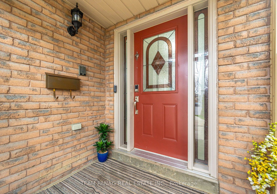 8-drayglass-court-brampton-ontario-w13770964