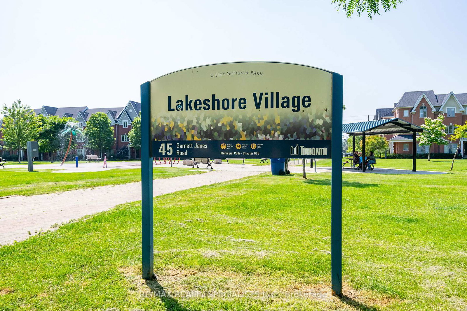 4-elsinore-path-toronto-etobicoke-ontario-w13771022