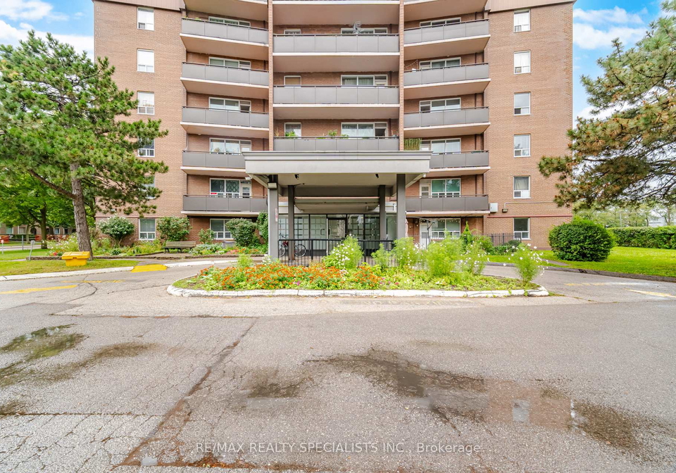 3065-queen-frederica-drive-mississauga-ontario-w13771088