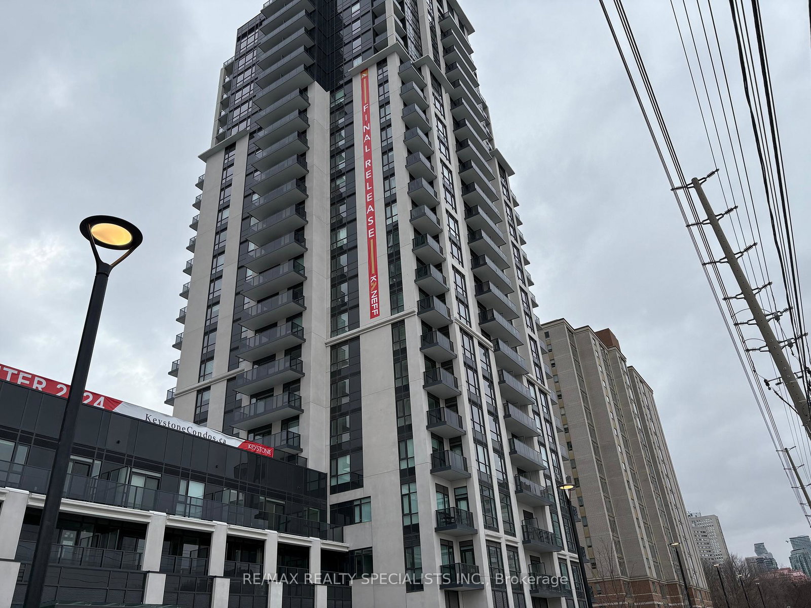 202-burnhamthorpe-road-e-mississauga-ontario-w13771594
