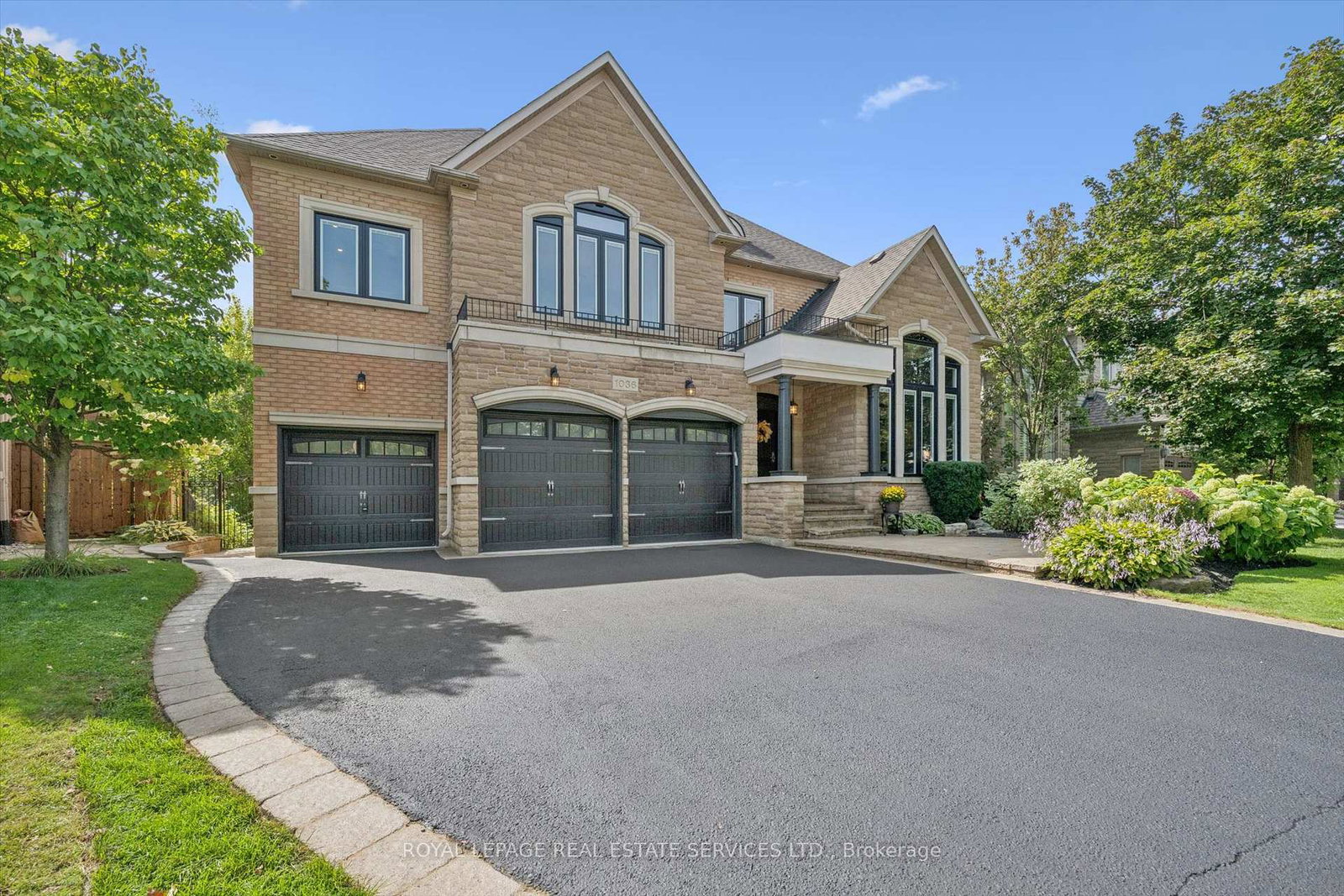 1036-valley-crest-circle-oakville-ontario-w13771750