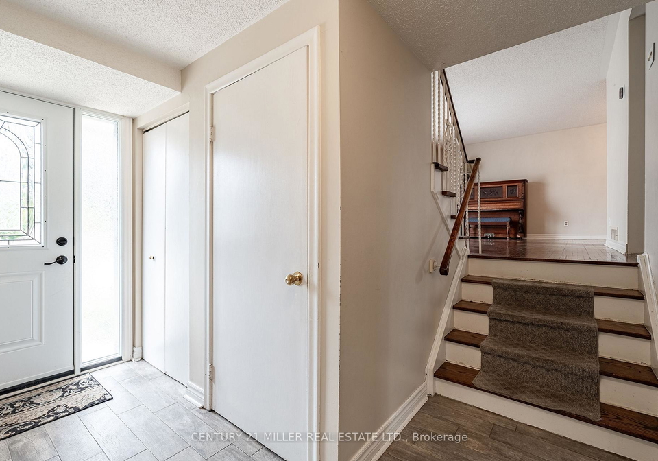 557-trafford-crescent-oakville-ontario-w13771758