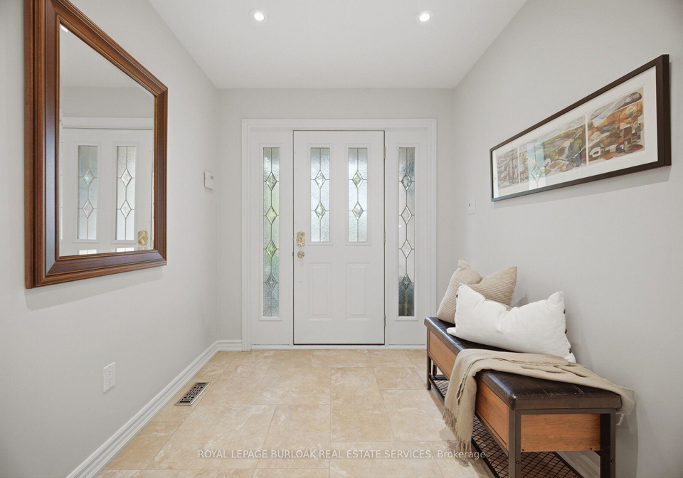 2796-teak-crescent-oakville-ontario-w13771842