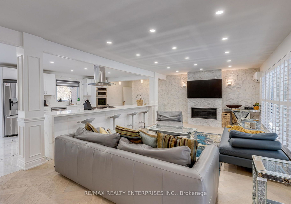 2037-lynchmere-avenue-mississauga-ontario-w13772142