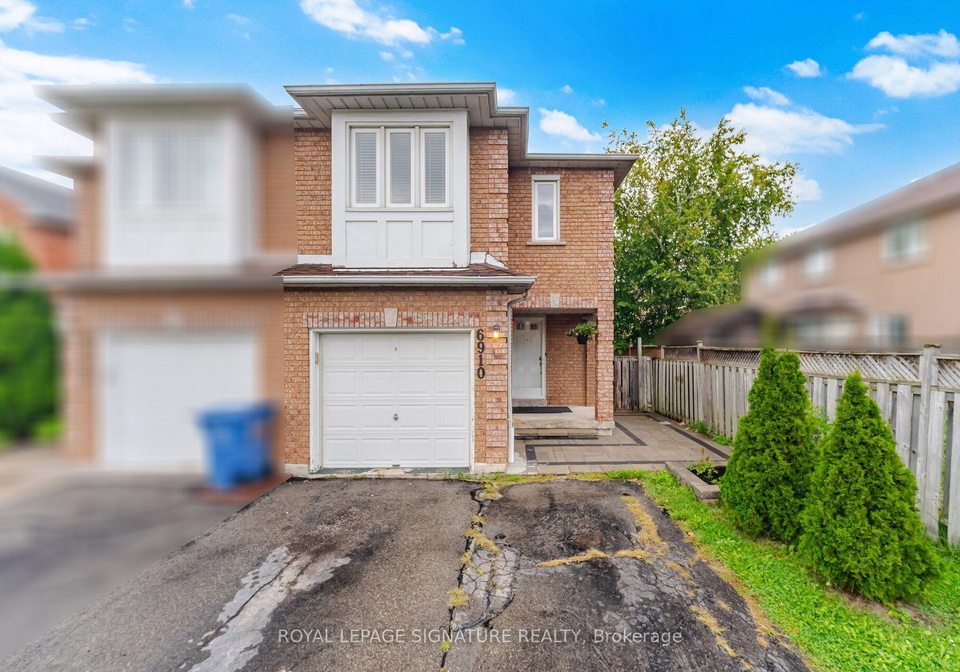 6910-bansbridge-crescent-mississauga-ontario-w13772178