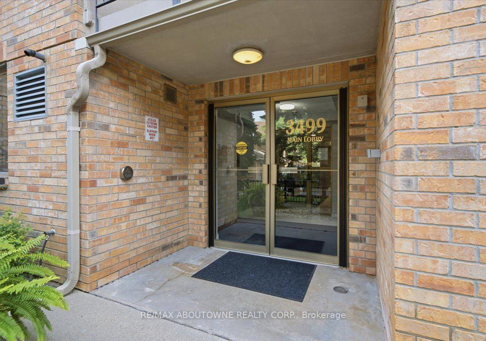3499-upper-middle-road-burlington-ontario-w13772244