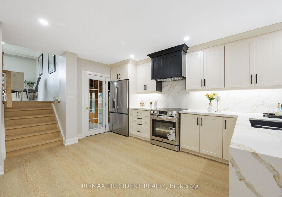 5-simmons-boulevard-brampton-ontario-w13772276