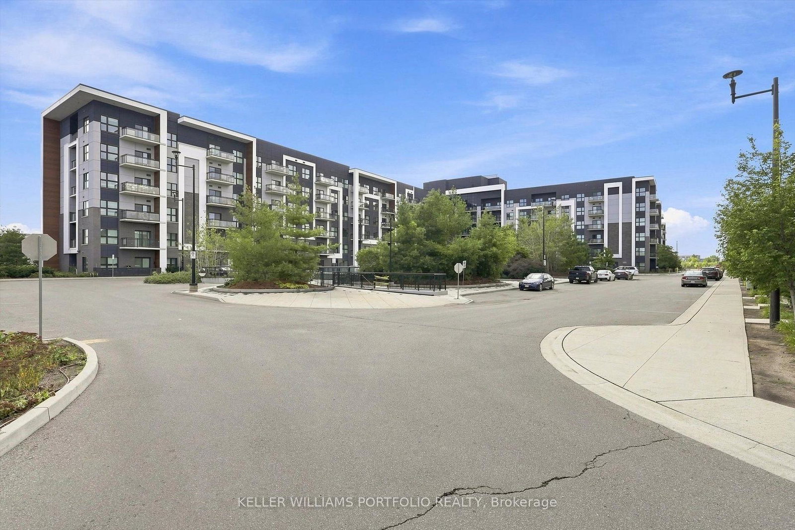 128-grovewood-common-oakville-ontario-w13772284