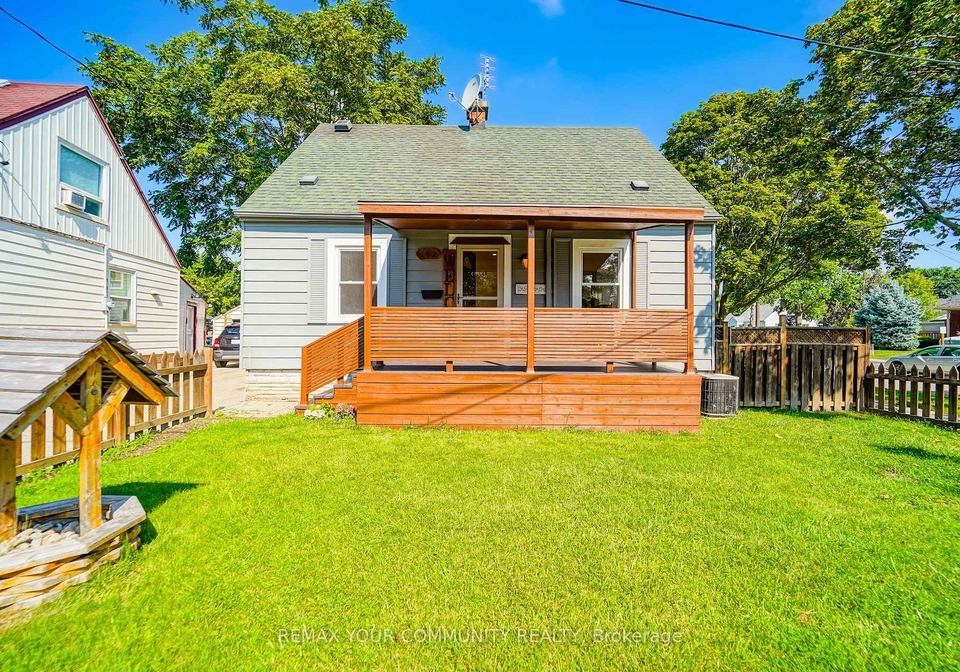 102-hearst-circle-toronto-toronto-north-york-ontario-w13772398