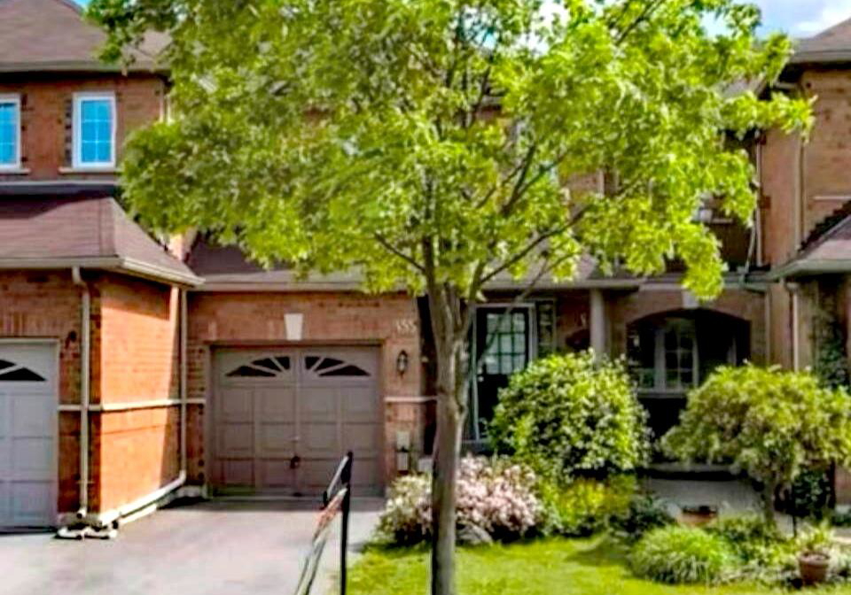 355-ravineview-way-oakville-ontario-w13772430