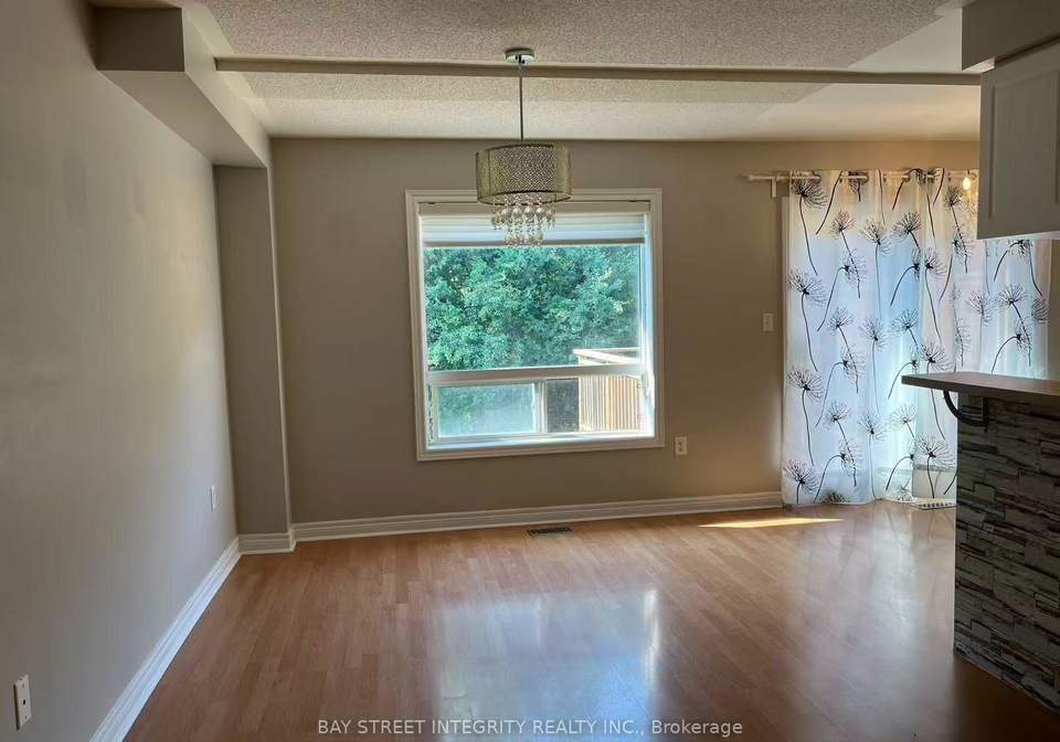 355-ravineview-way-oakville-ontario-w13772430