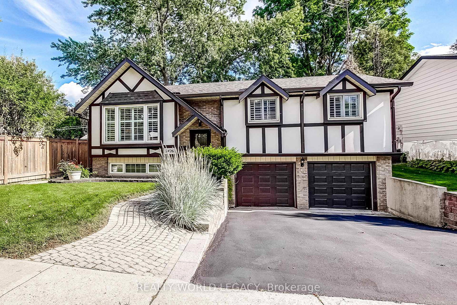 2426-lambeth-avenue-burlington-ontario-w13772524