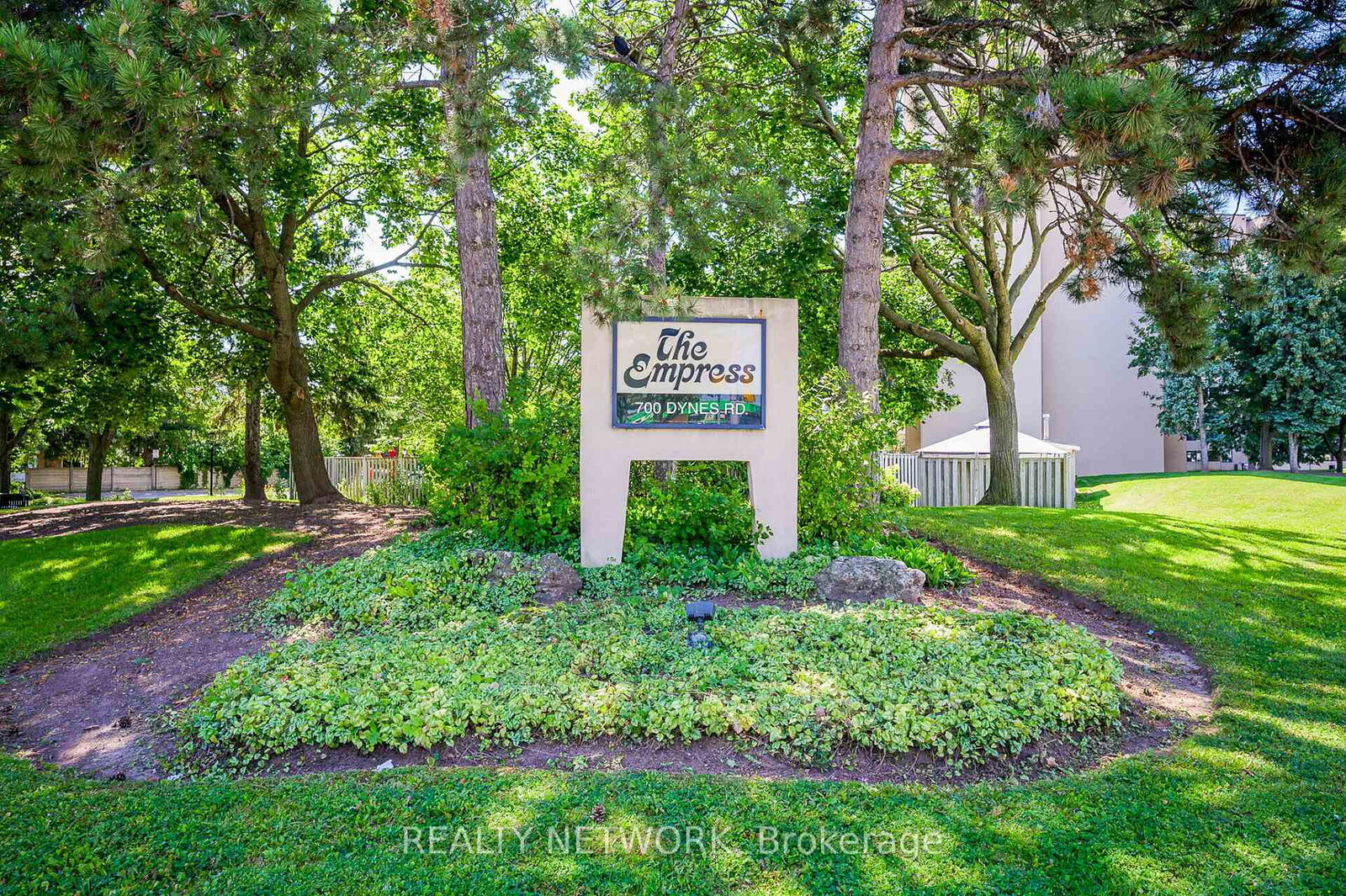 700-dynes-road-burlington-ontario-w13772638