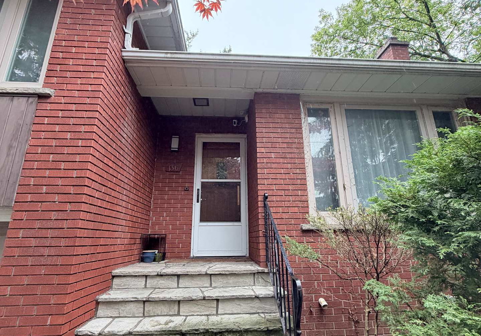 36-royalavon-crescent-toronto-etobicoke-ontario-w13772712