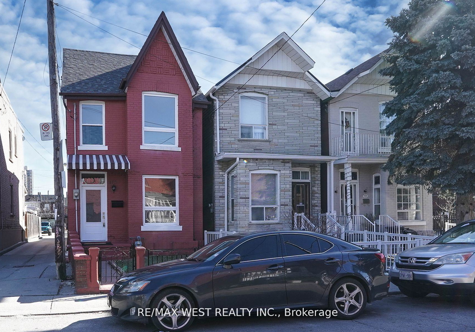 115-edwin-avenue-toronto-toronto-ontario-w13772832