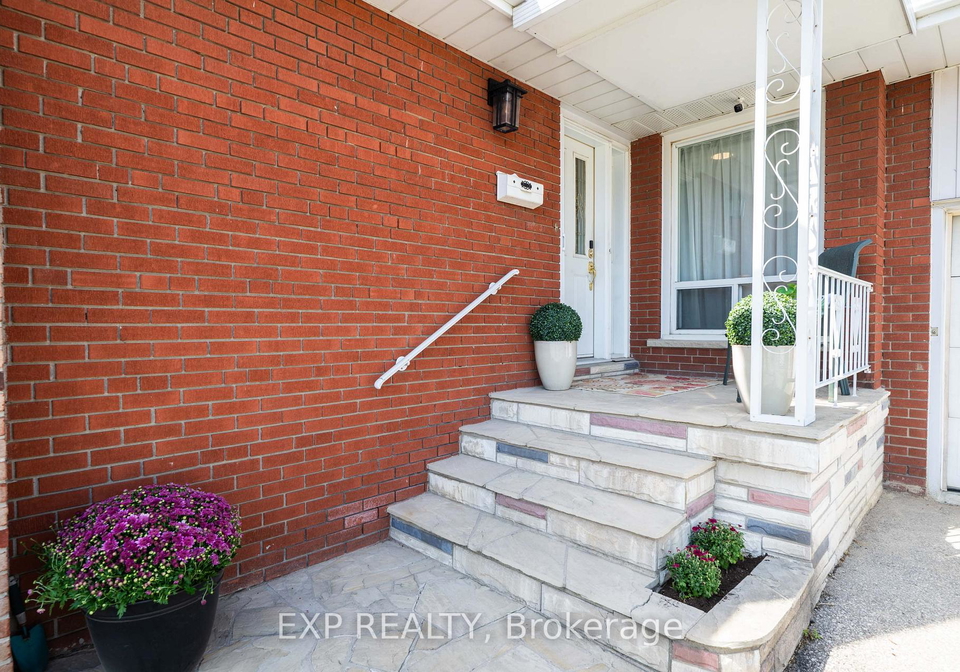 6-jardine-place-toronto-etobicoke-ontario-w13772846