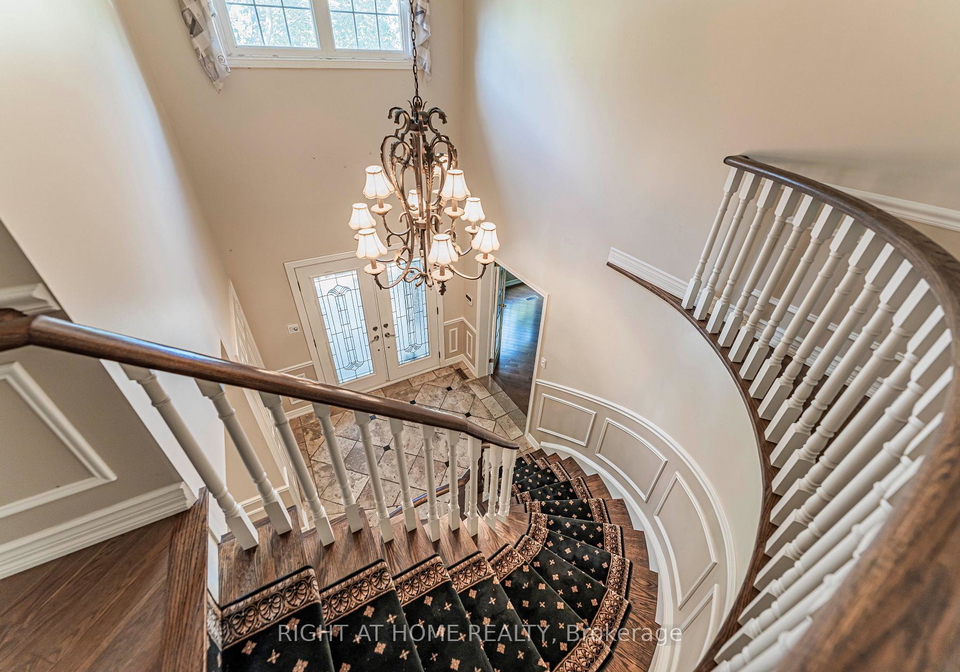 1746-the-loft-mississauga-ontario-w13772936