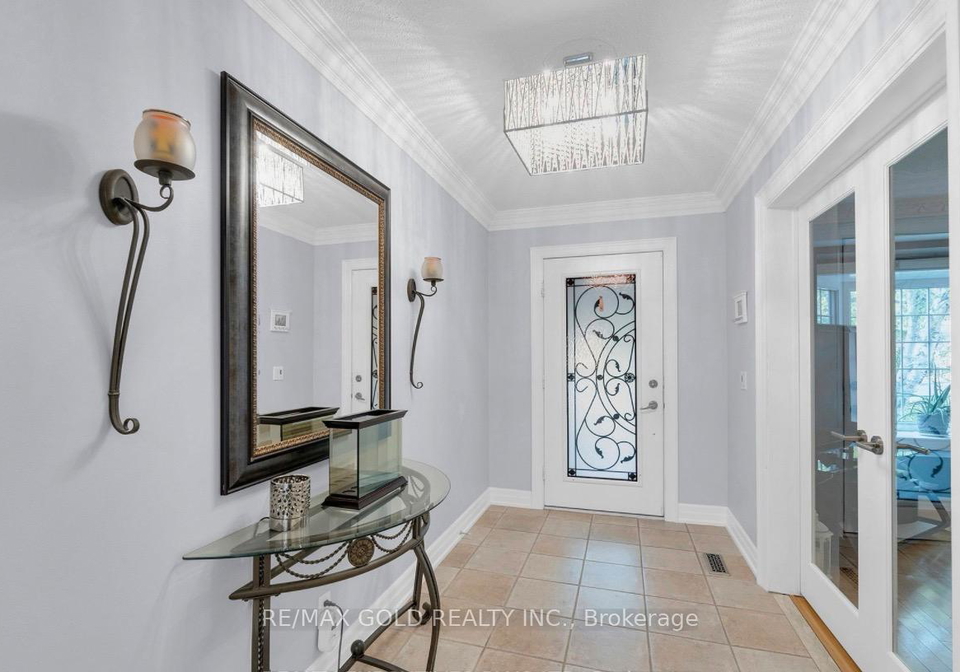 16-melita-place-brampton-ontario-w13772992