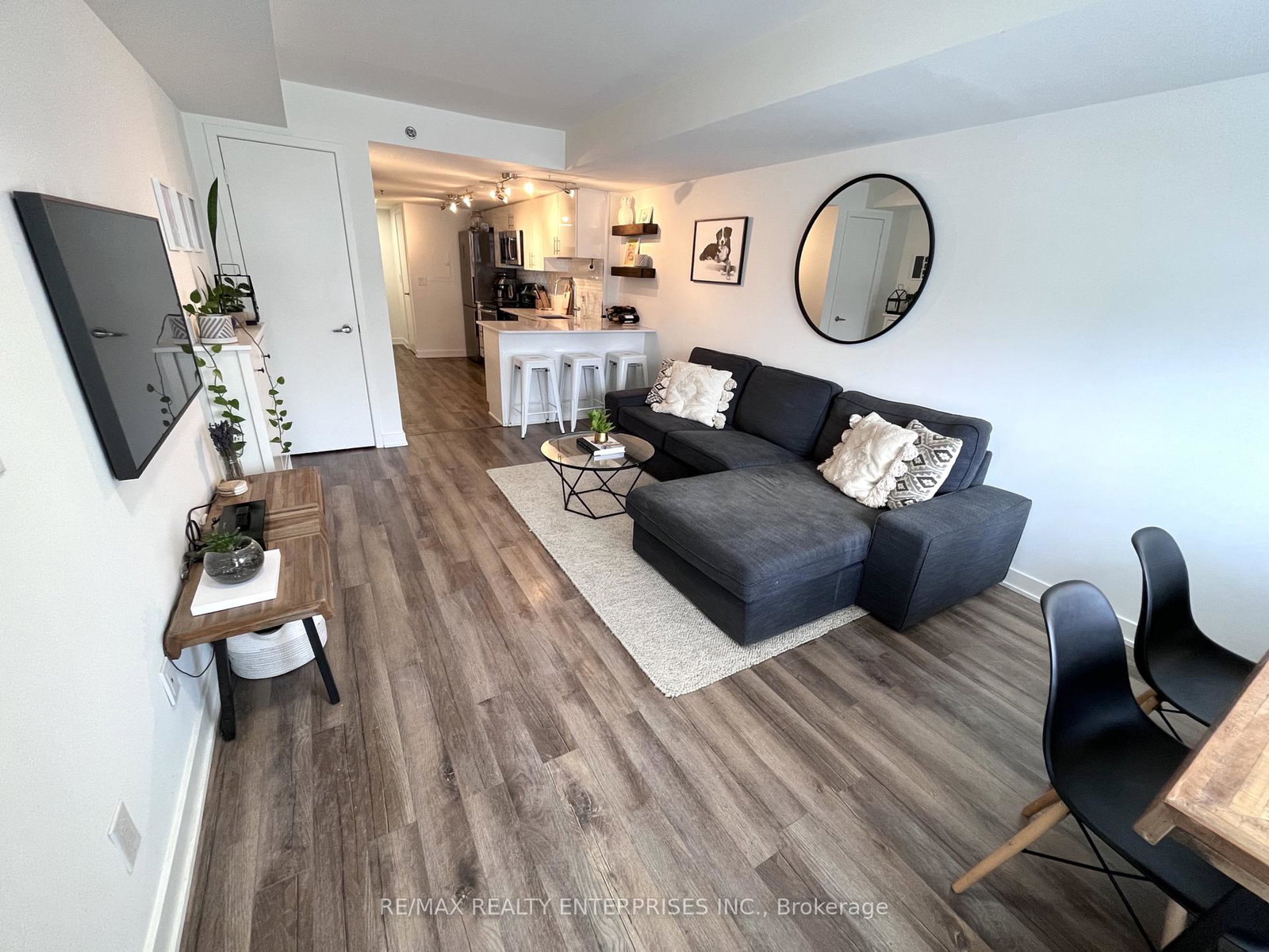11-superior-avenue-toronto-etobicoke-ontario-w13773268