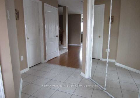 104-native-landing-crescent-brampton-ontario-w13773278
