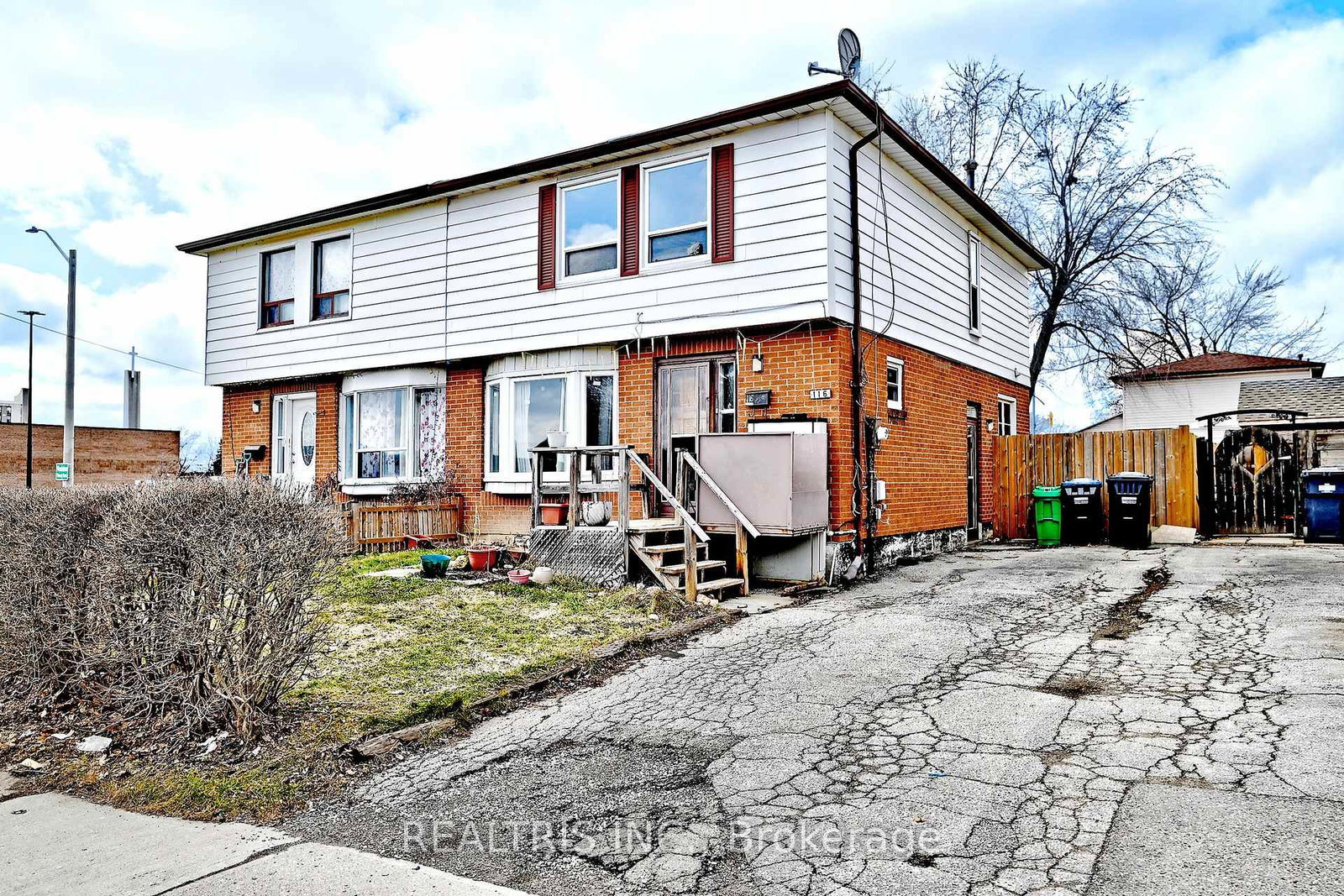 116-sutherland-avenue-brampton-ontario-w13773324