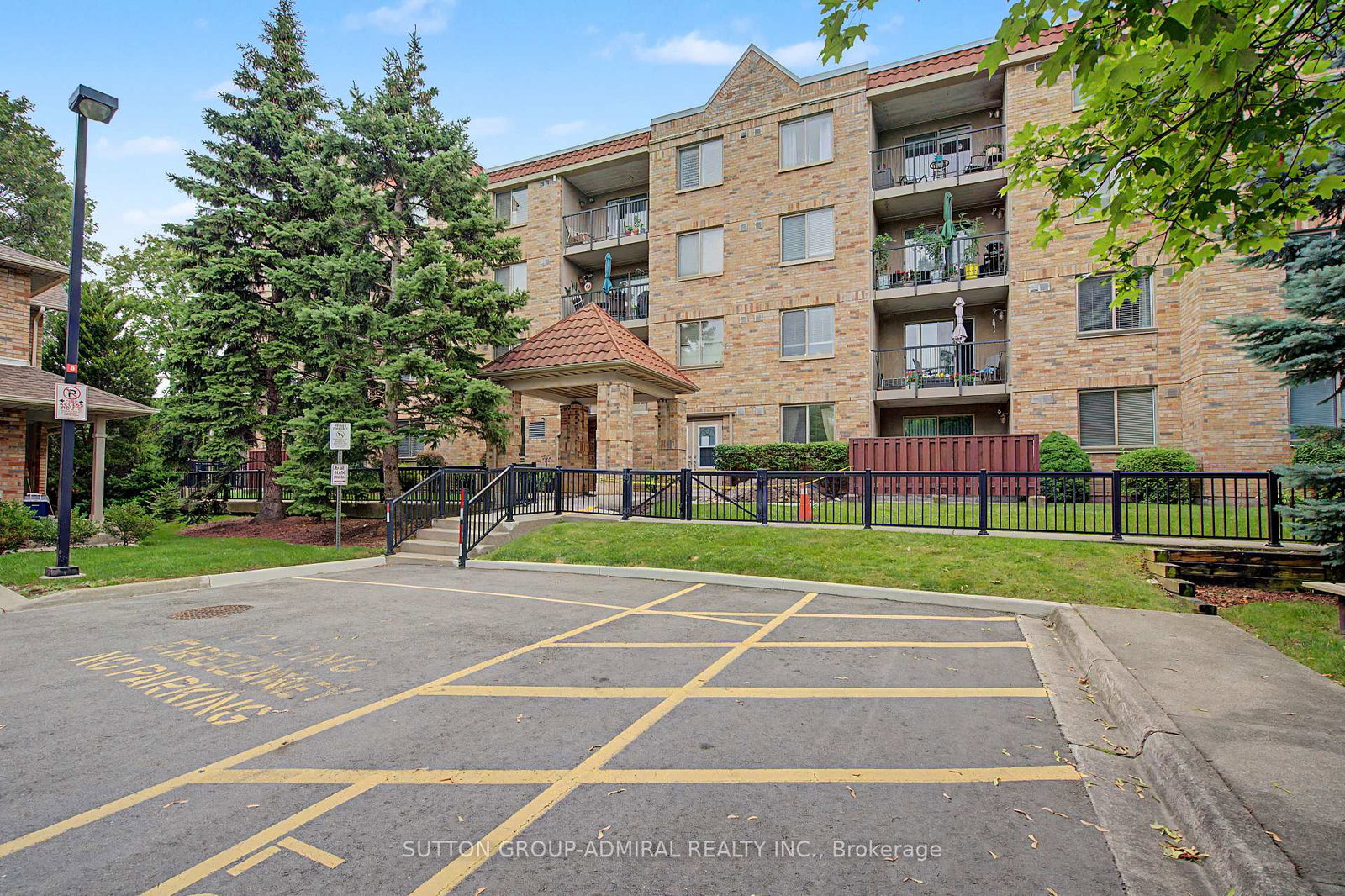 3499-upper-middle-road-burlington-ontario-w13773346