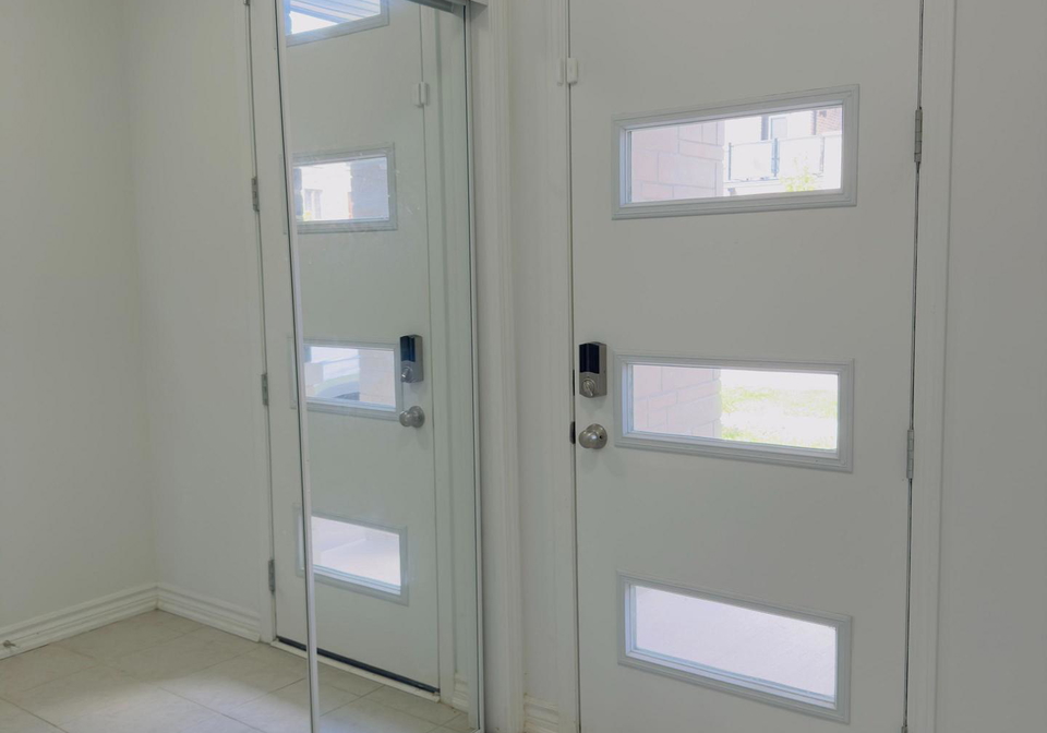 182-keppel-circle-brampton-ontario-w13773356