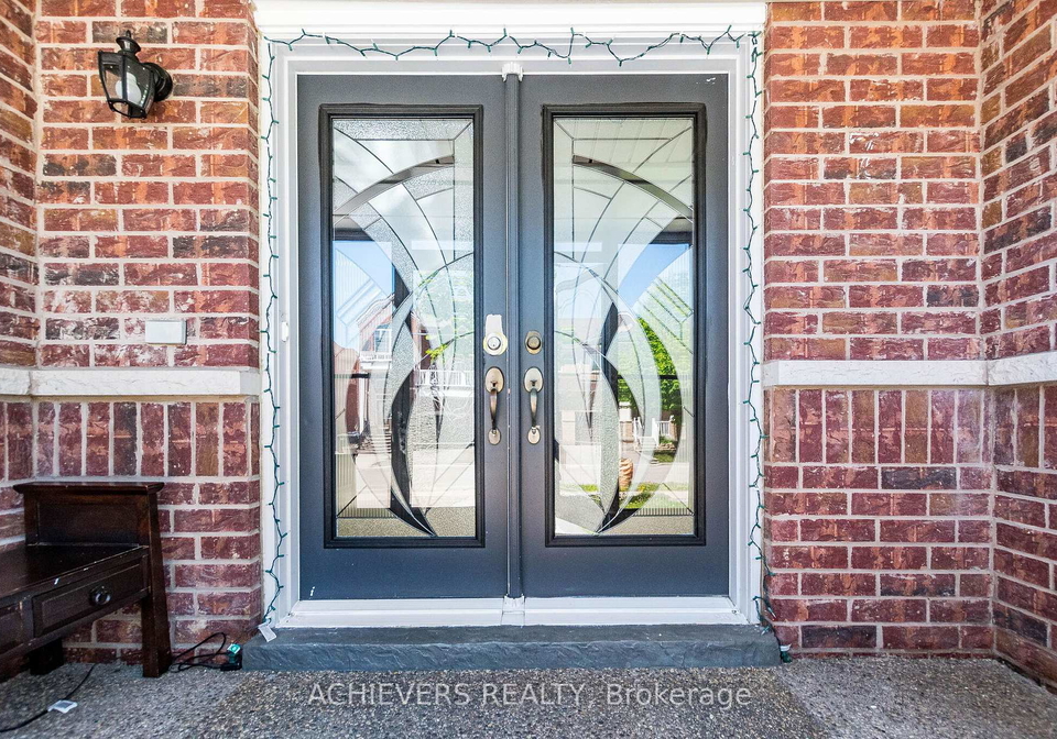74-charcoal-way-brampton-ontario-w13773384